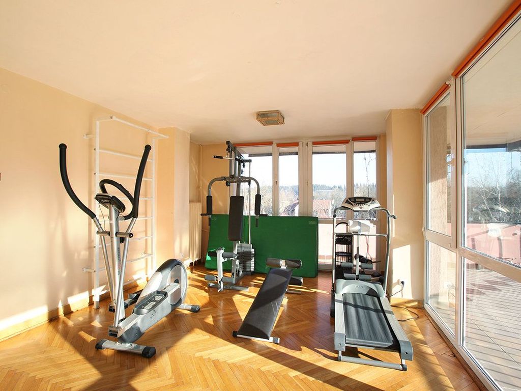 Hotel PRL