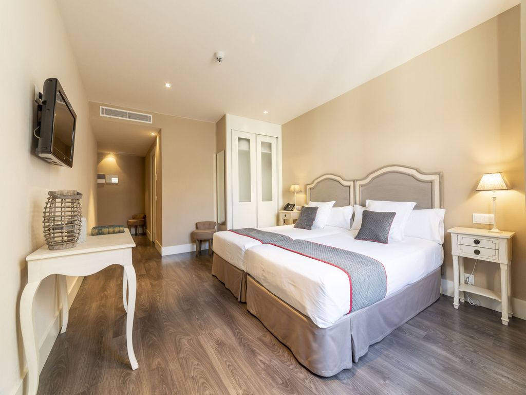 OYO Hotel Altora
