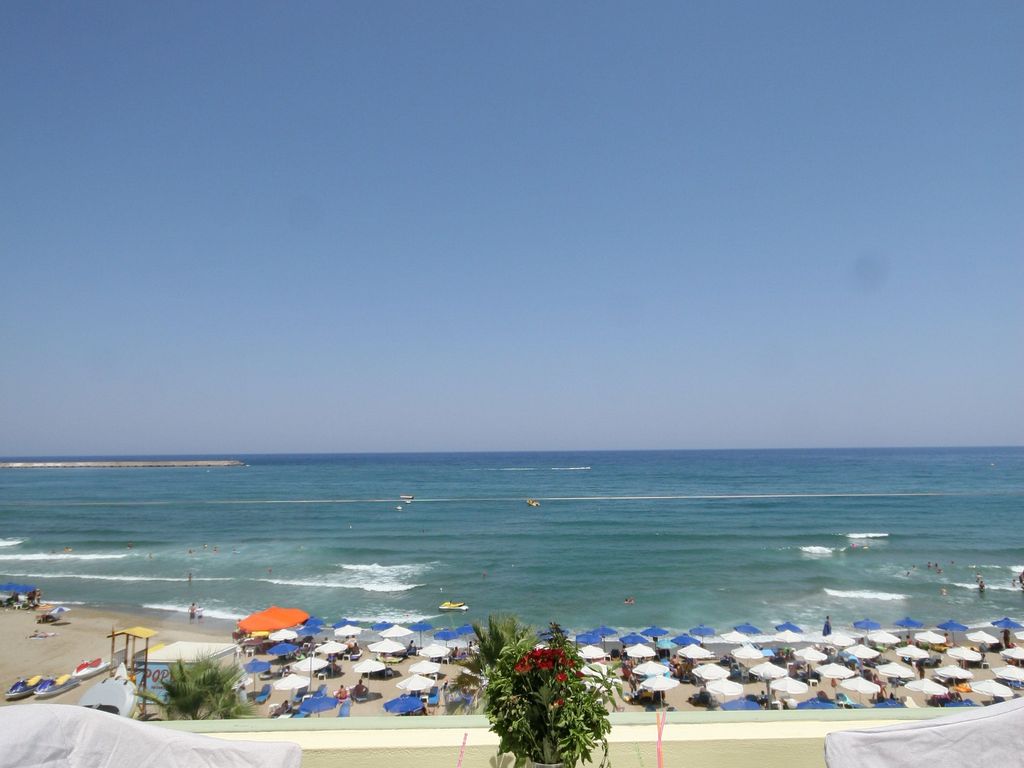 Palm Beach Hotel Apartments