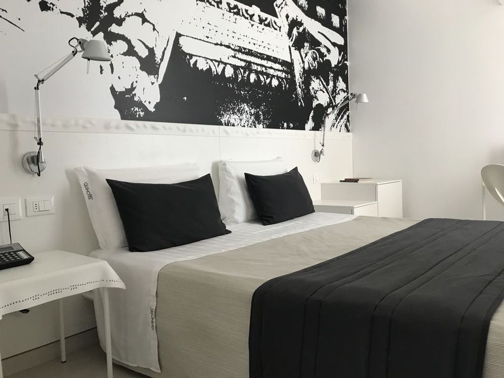 QuiHotel