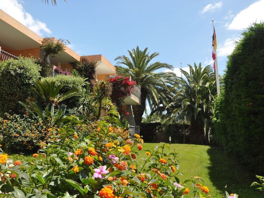 Palm Village