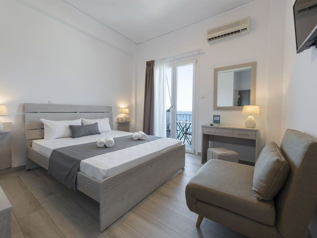 Paraskevas Beach Hotel