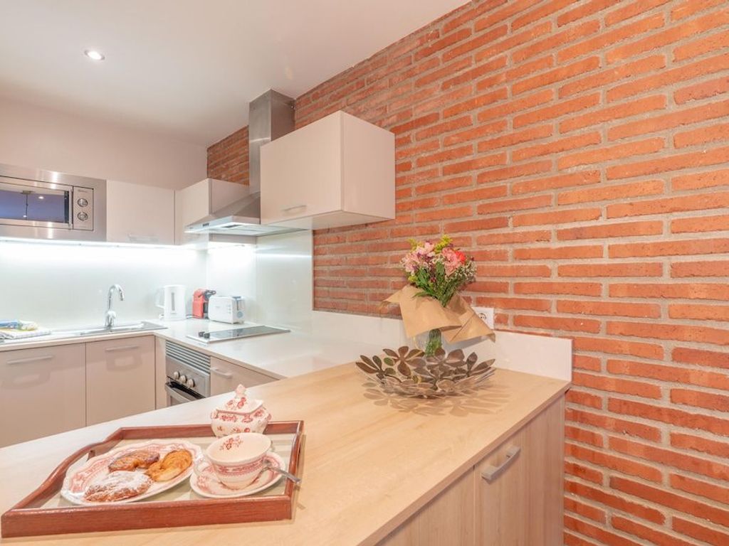 Serennia Cest Apartamentos Arc de Triomf