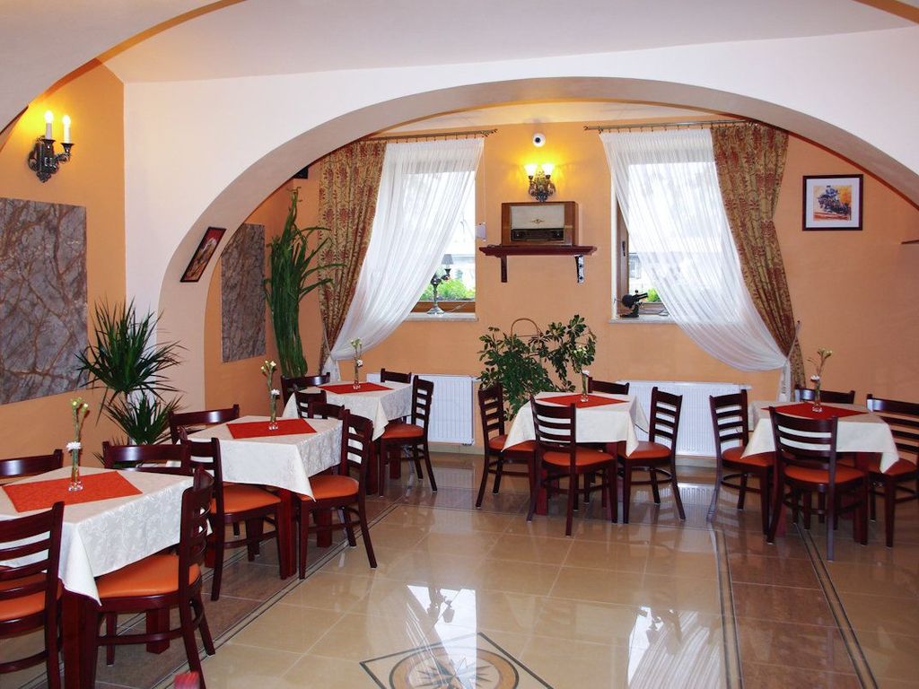 Hotel Brochów
