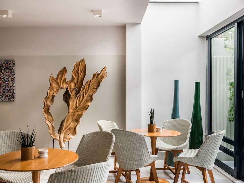 Avra City Boutique Hotel