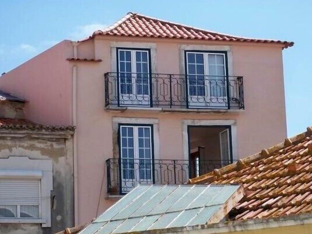 Alfama River Apartments