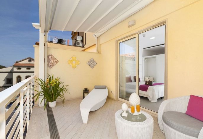 Tasso Suites & Spa