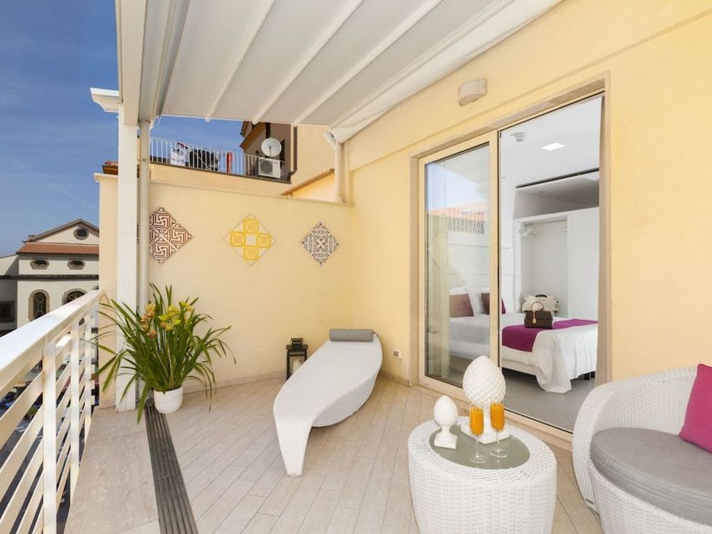 Tasso Suites & Spa