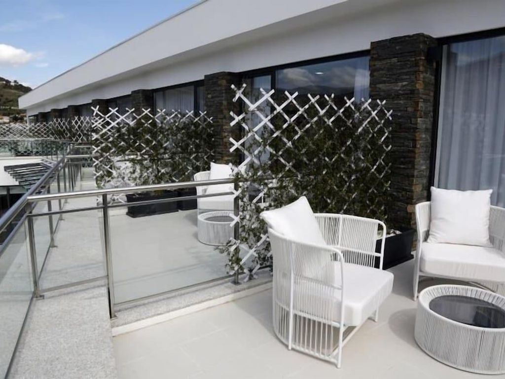 LBV House Hotel