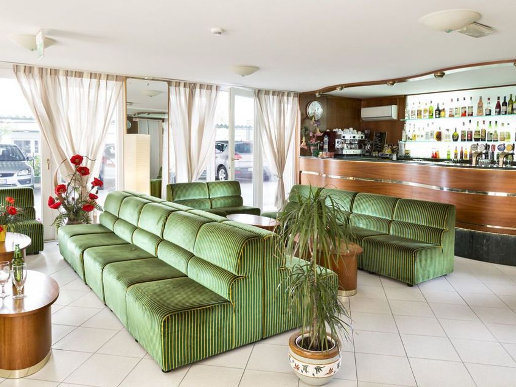 Hotel Sandra