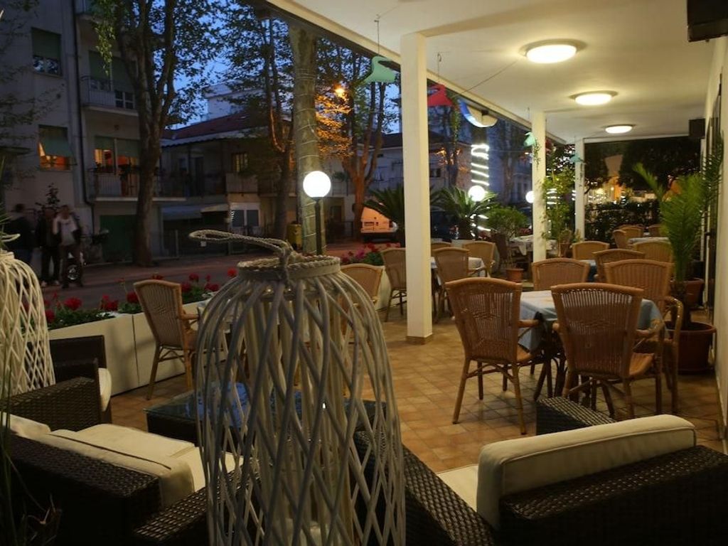 Hotel Busignani