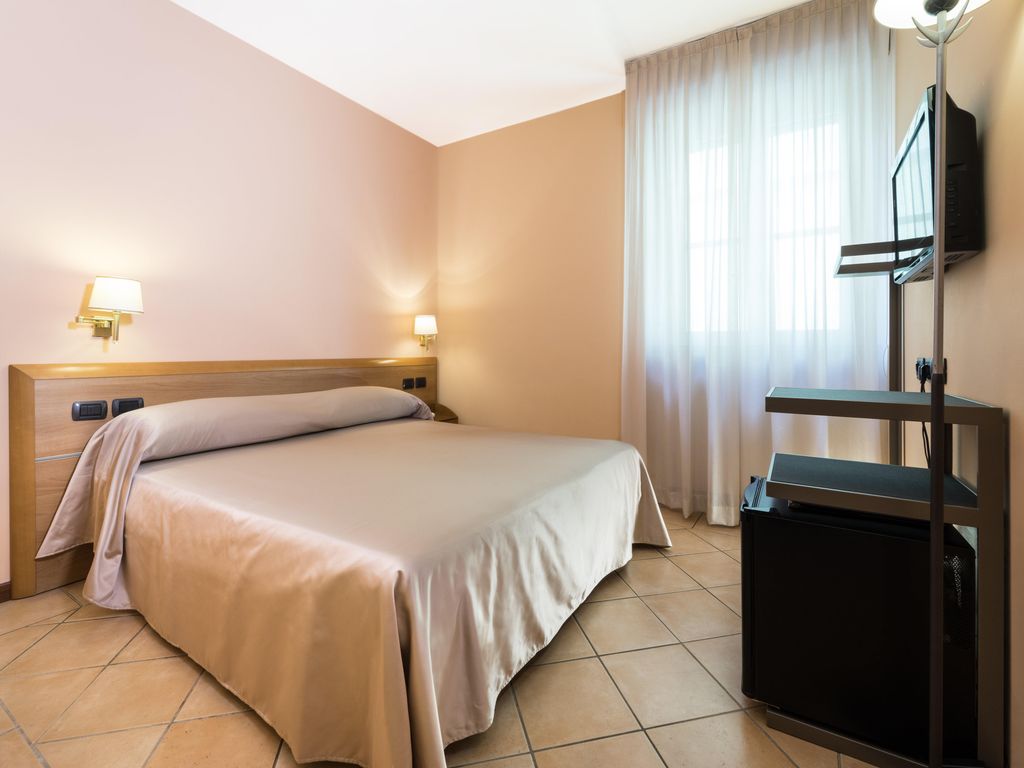 Bernardino Hotel