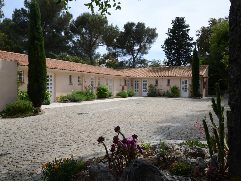 Athéna Motel