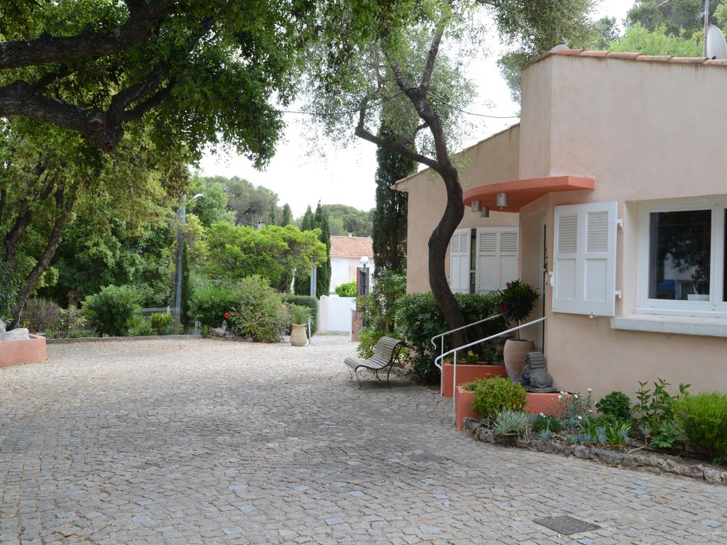 Athéna Motel