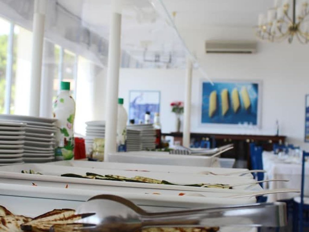 Hotel City Beach Resort