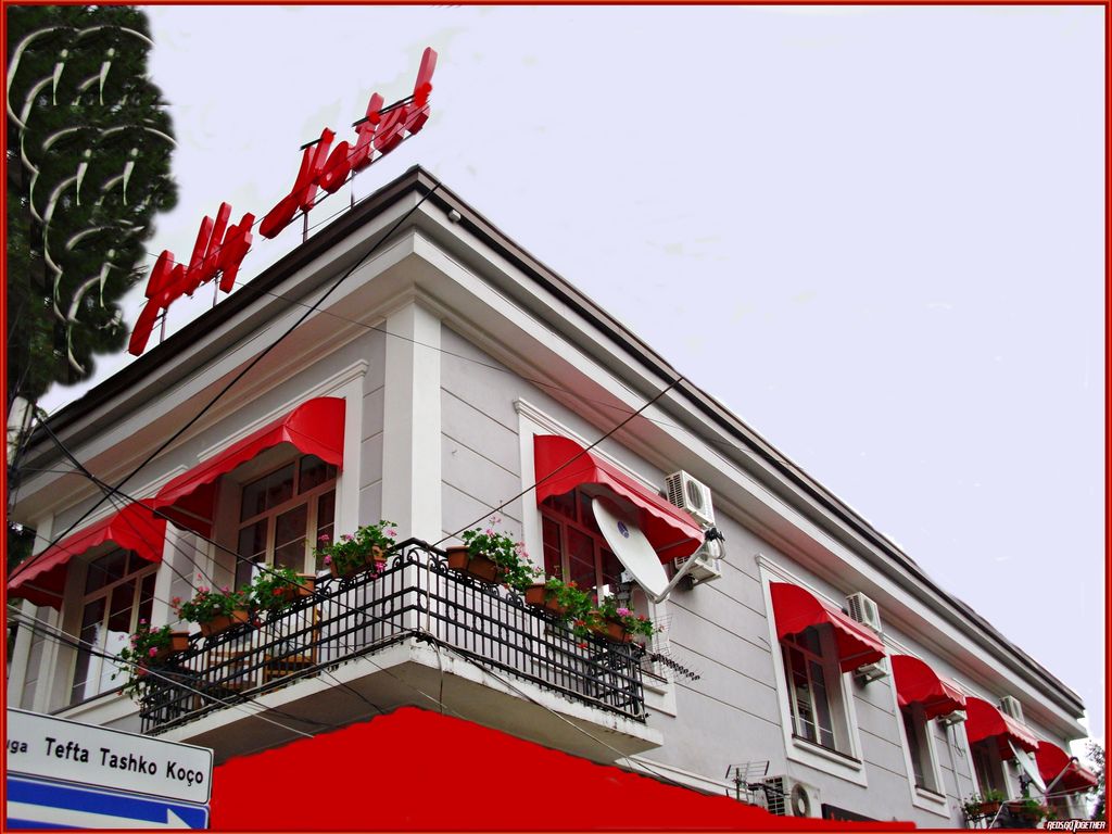 Jolly City Center Hotel