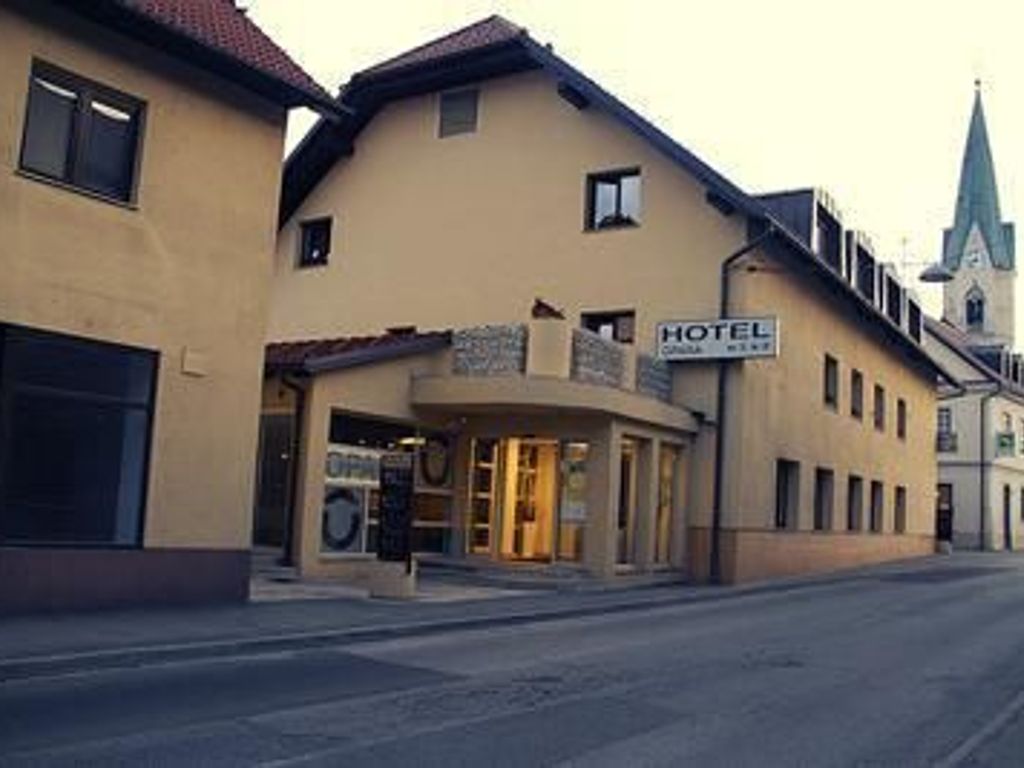 Hotel Opara