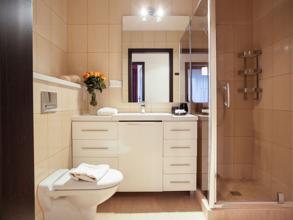 Platinum Towers E-Apartments