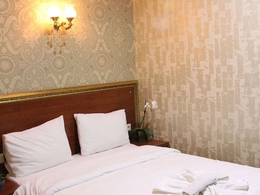 Hotel Real Life