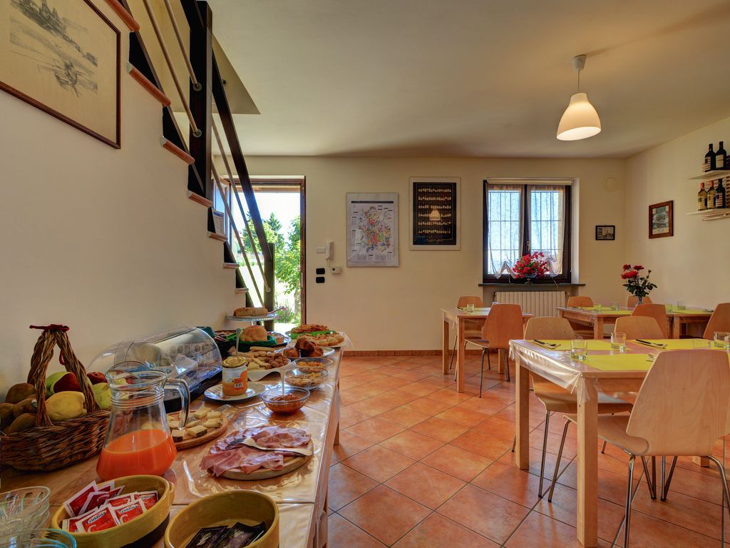 The Green Guesthouse Your best accommodation near Barolo