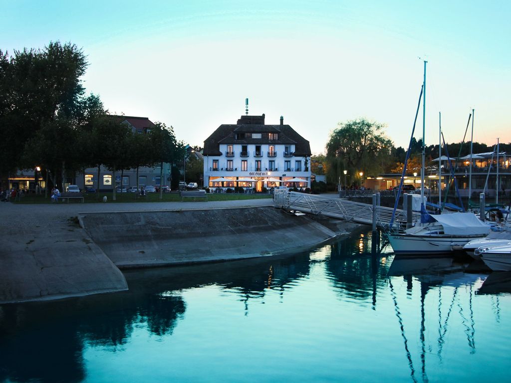 Schiff am See Hotel