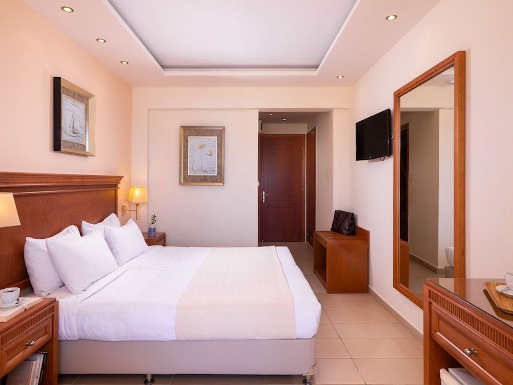 Avalon Palace Hotel