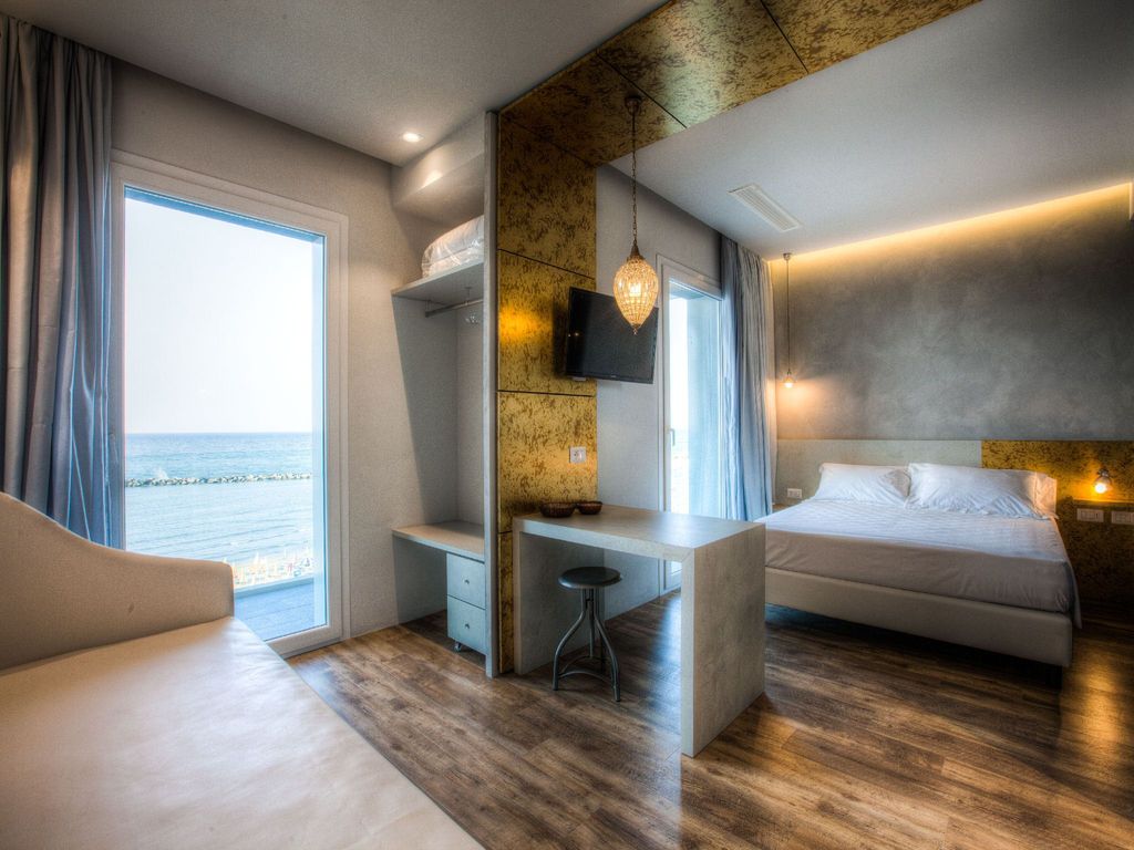 Bell Suite Hotel