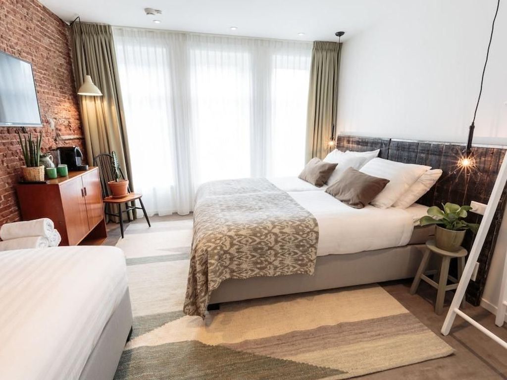 Hotel Dwars
