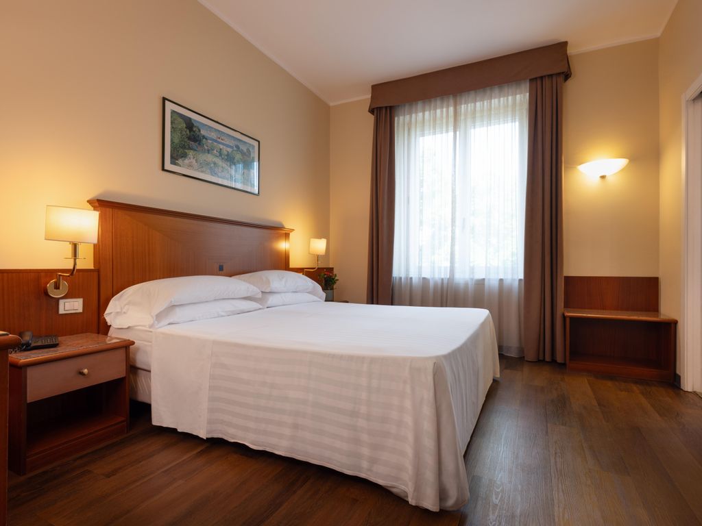 Hotel Toscanini GABRIELE