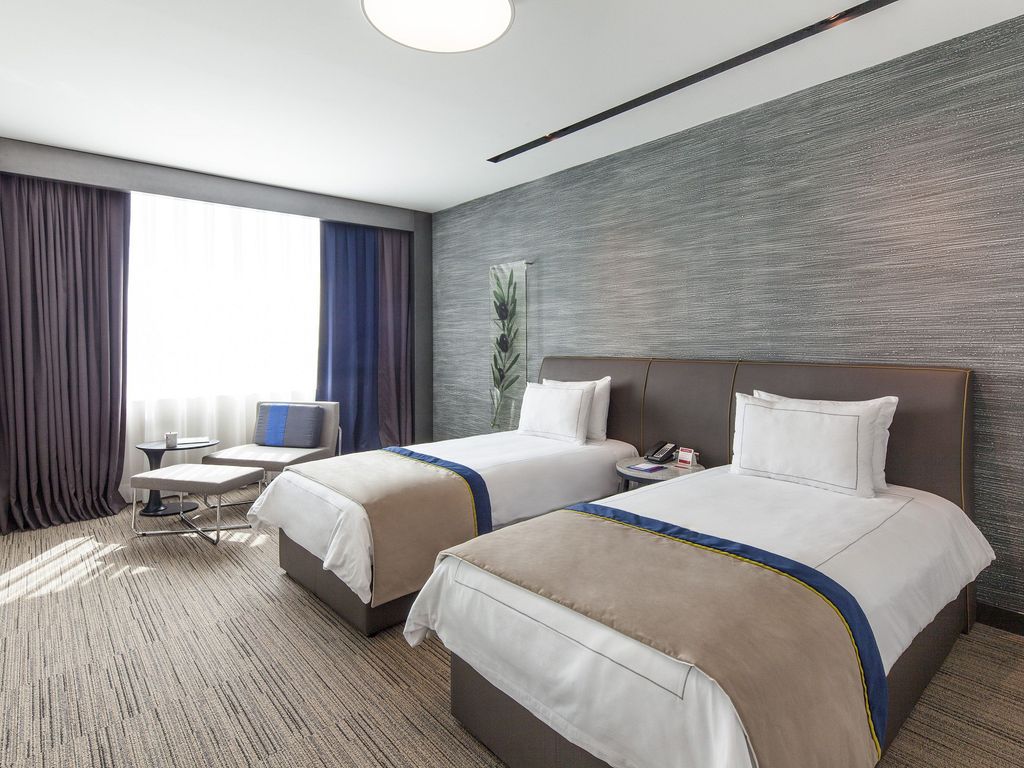 Ramada Hotel & Suites by Wyndham Izmir Kemalpasa