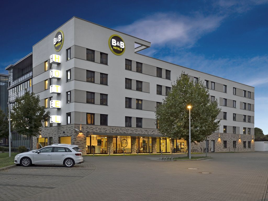 B&B HOTEL Frankfurt-West