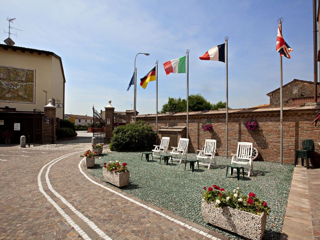 Luna Residence Hotel