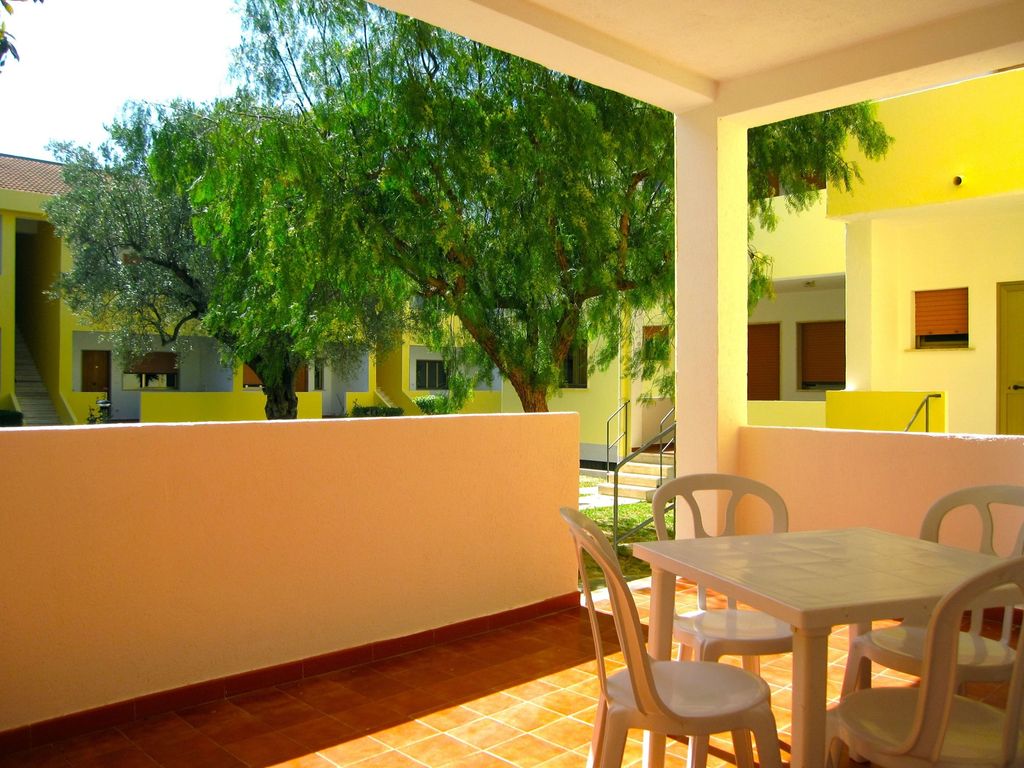 Triton Villas Residence & Hotel