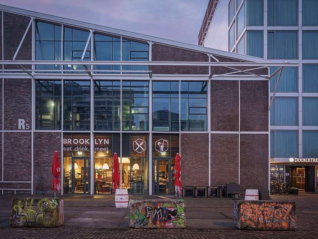 DoubleTree by Hilton Amsterdam ? NDSM Wharf