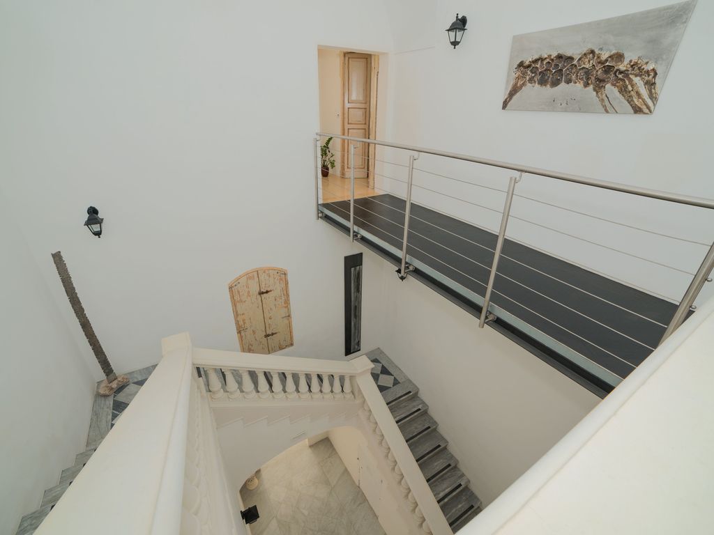 Carlo V-Palazzo Storico Relais