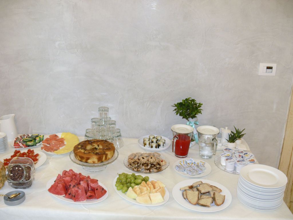 Carlo V-Palazzo Storico Relais