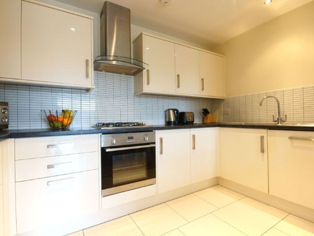 Lodge Drive Serviced Apartments