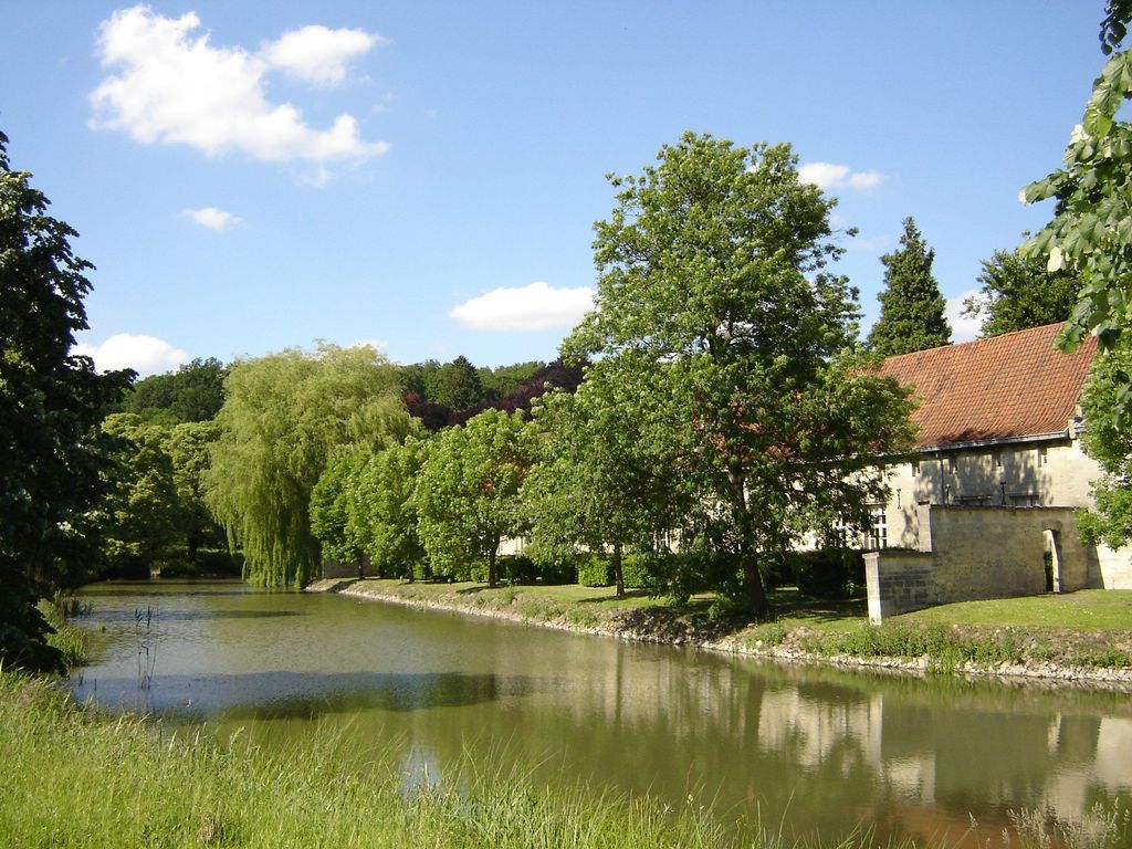 Kasteel Schaloen Hotel en Appartementen