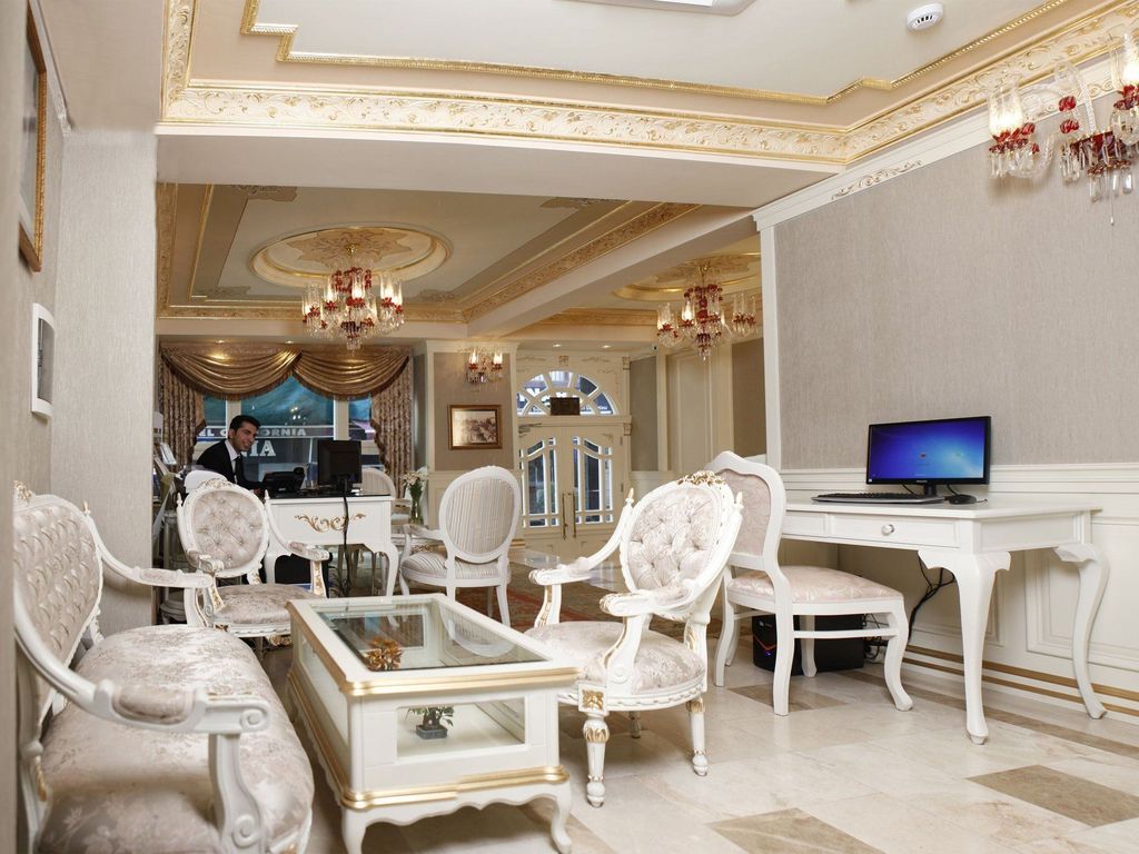 Leyenda Hotel