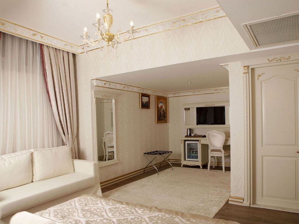 Leyenda Hotel