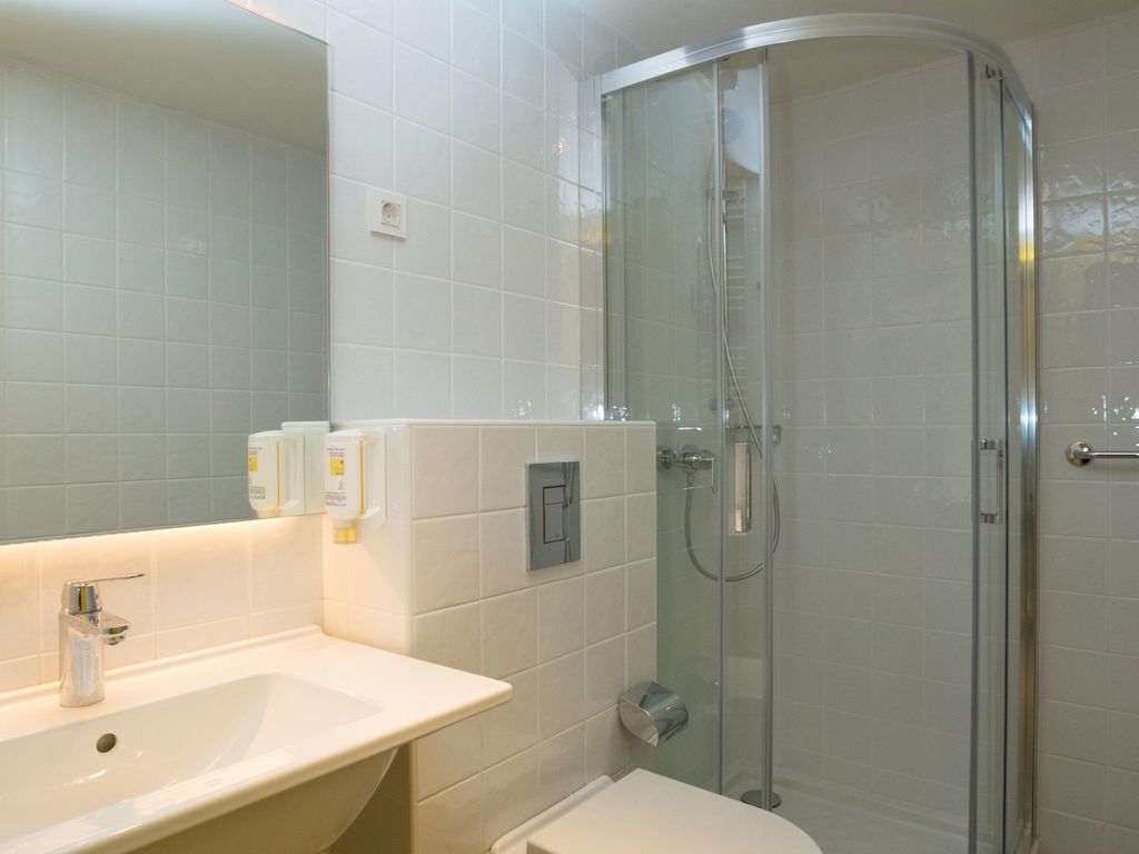 Hostel Link