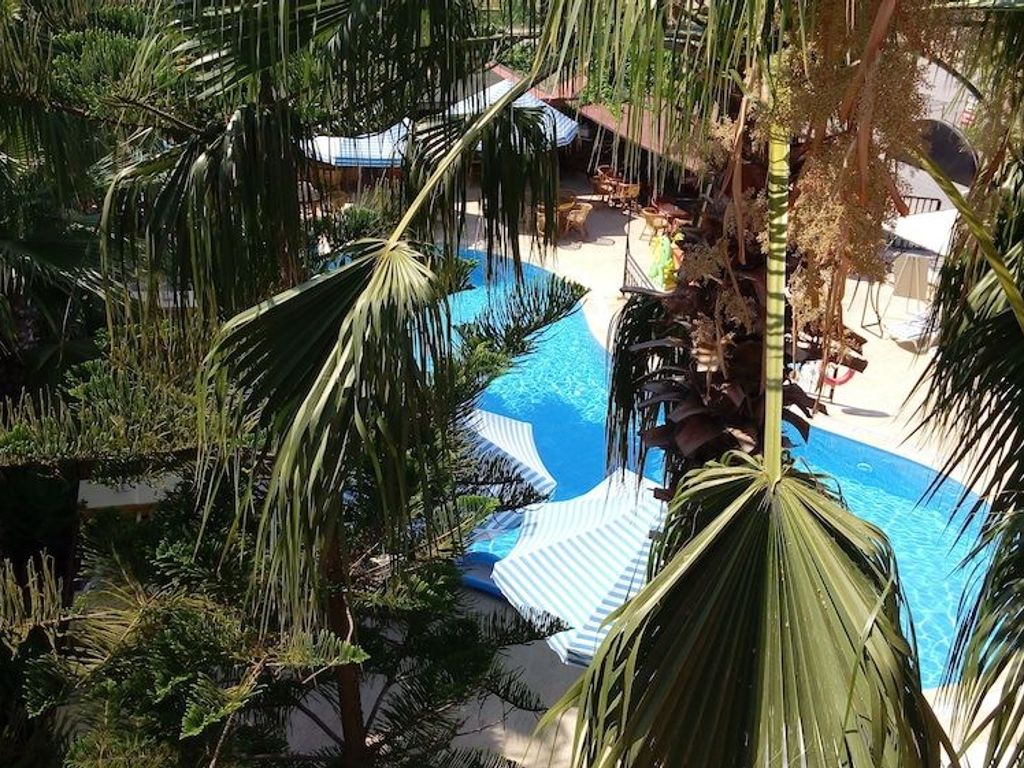 Semoris Hotel