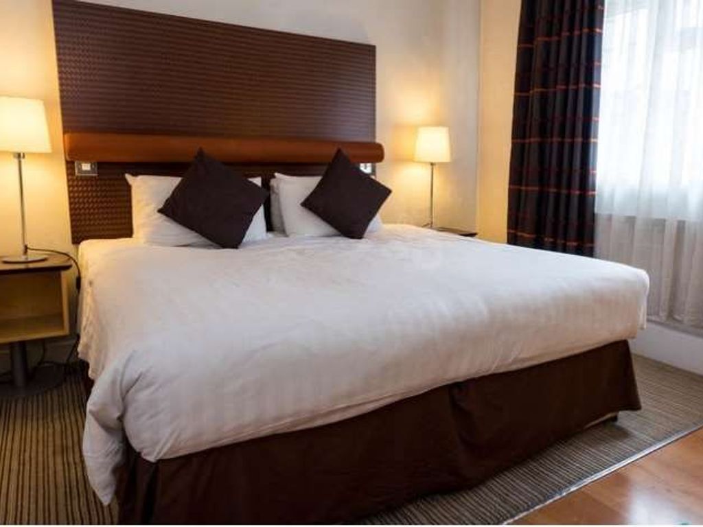 Angel Hotel