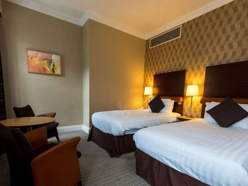 Angel Hotel