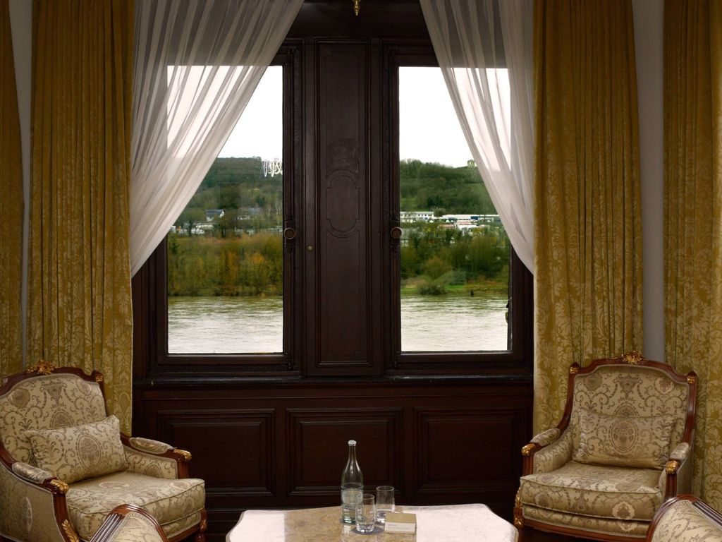 Schloss Lieser Autograph Collection