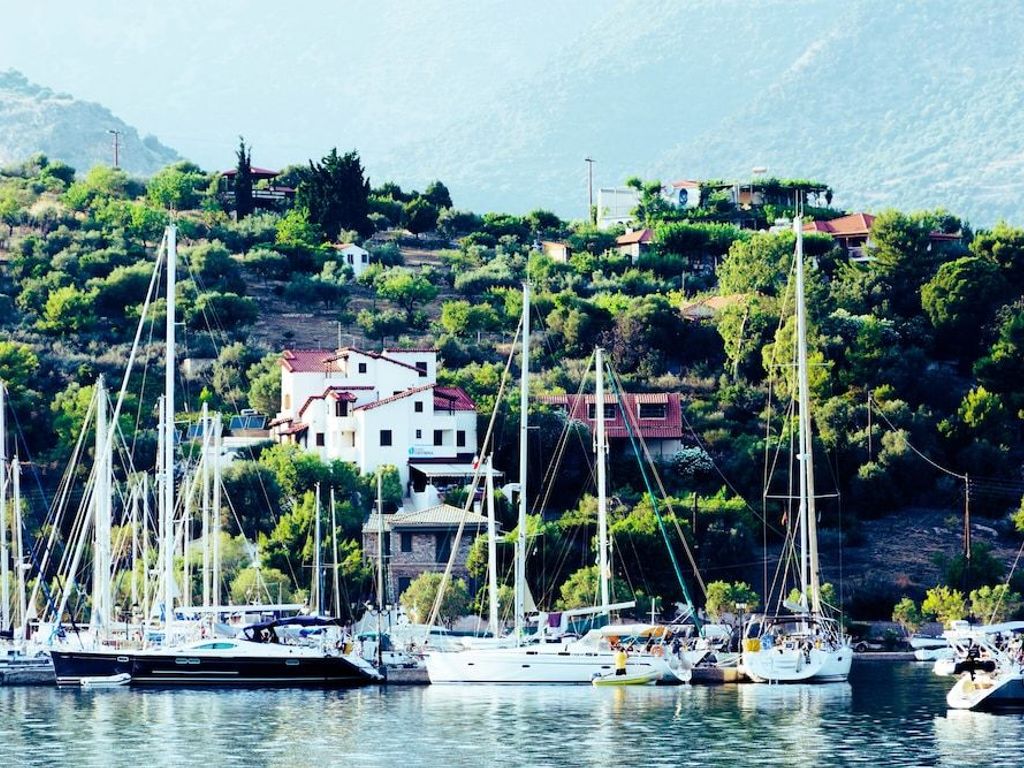 Drymna Hotel
