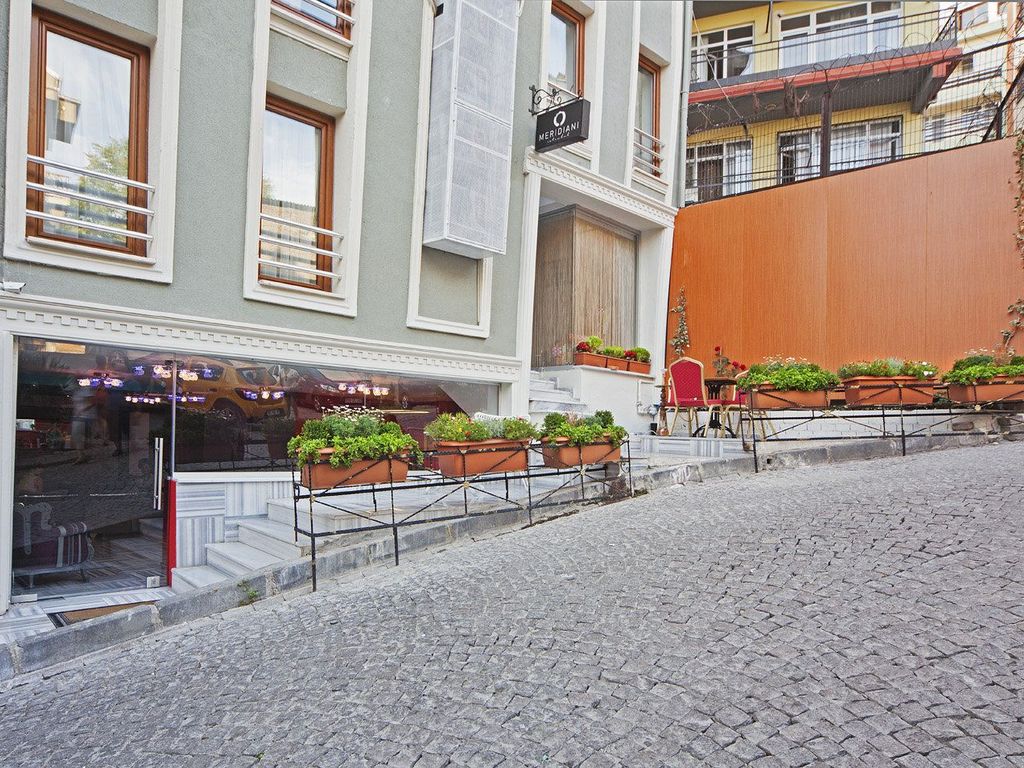 Zem Hotel
