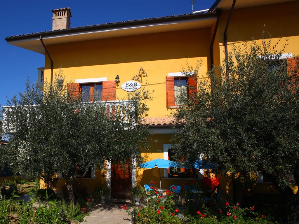 Mariposa B&B