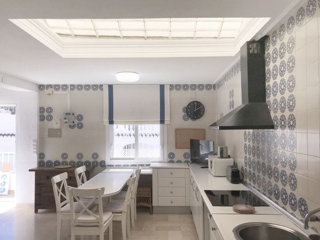 Apartamentos Turisticos La Mundial