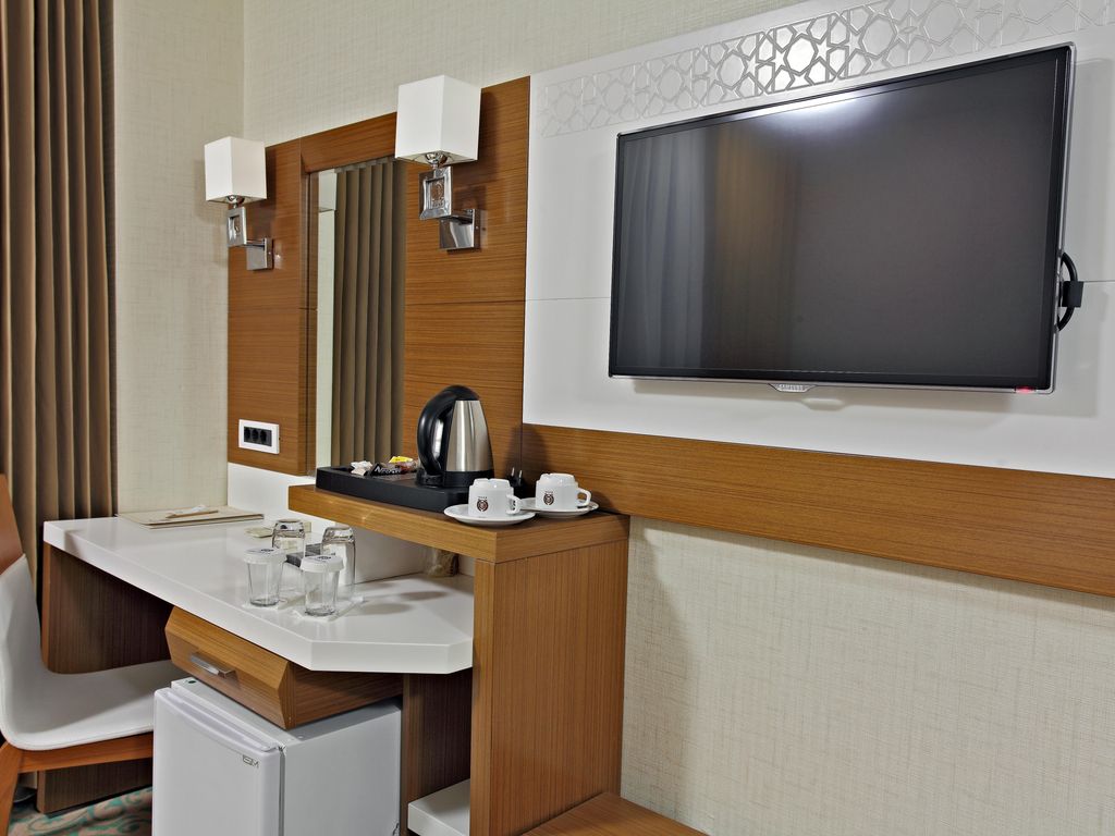 Selcuk Otel Sems-i Tebrizi